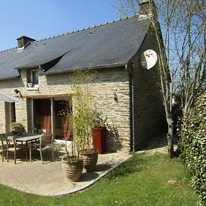 https://gite-les-camelias-sainte-anne-sur-vilaine.inbrittany.com